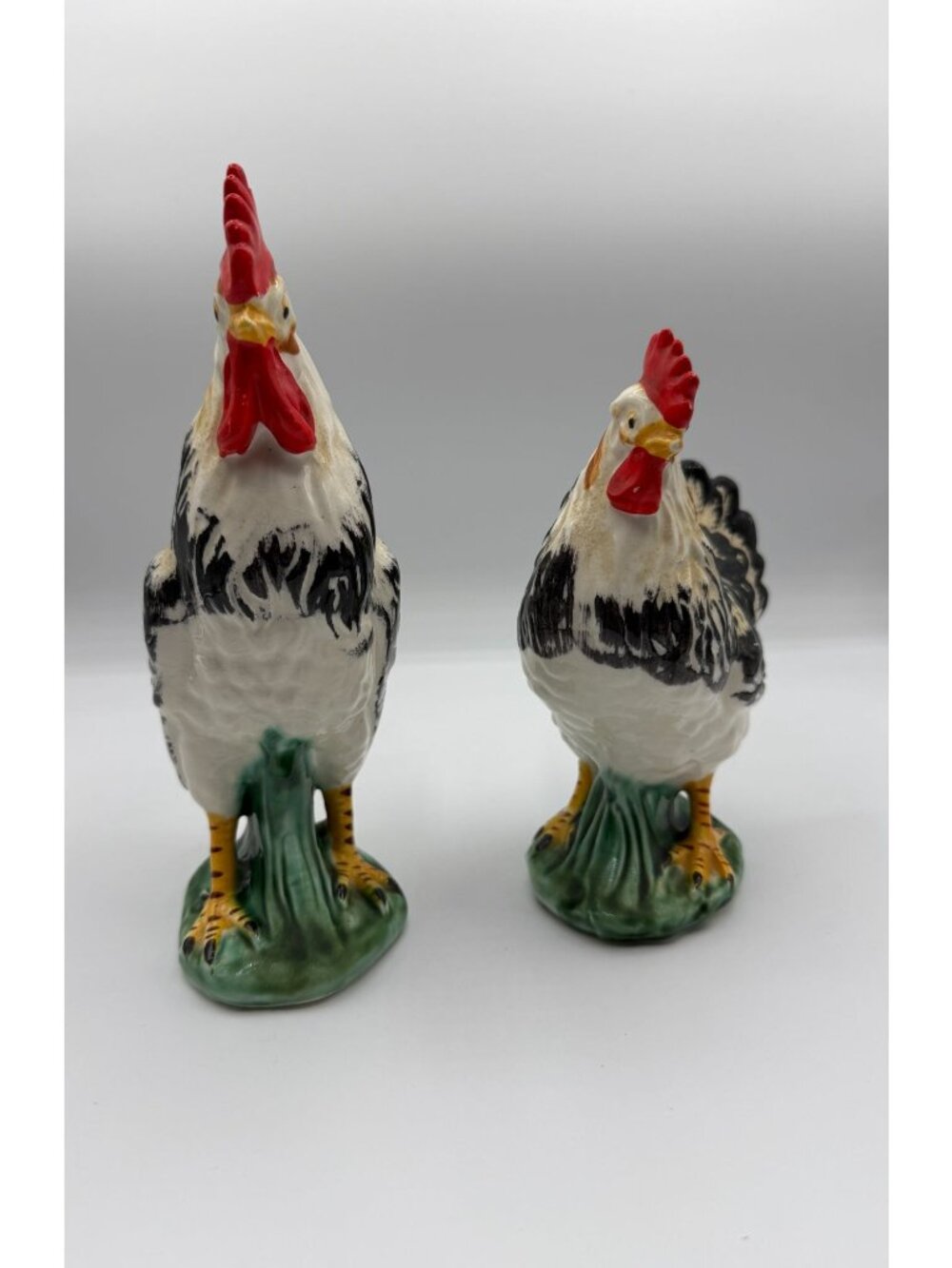 Lefton 2396 Vintage Rooster Hen Chicken Set of 2 Hand-Painted Farmhouse Figurine - Picture 3 of 10